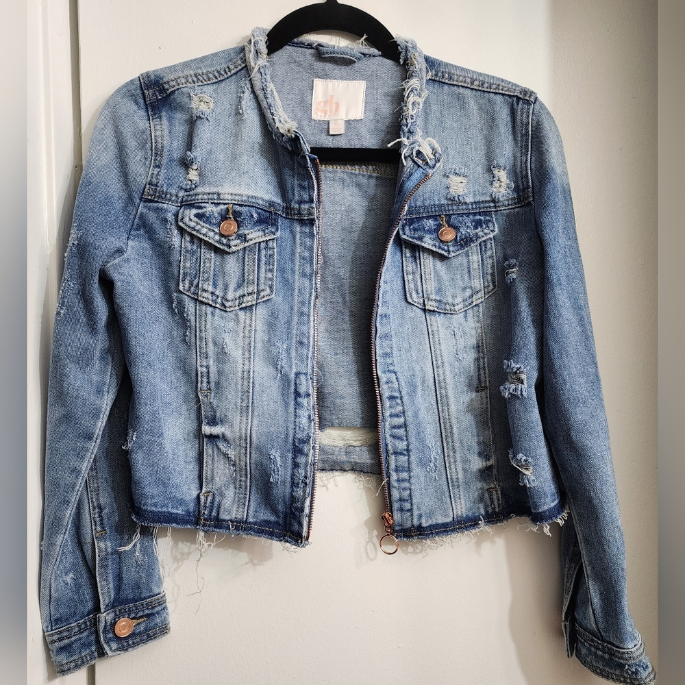 Girls distressed Jean jacket w/Copper hardware. Size XL GB Girls Brand Dillards